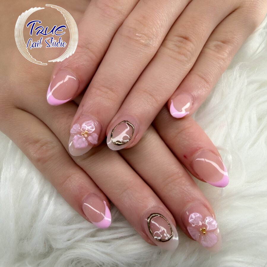 Awe-Inspiring Nail Art